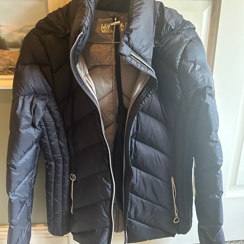 Barely worn, Michael Kors winter puffer jacket!